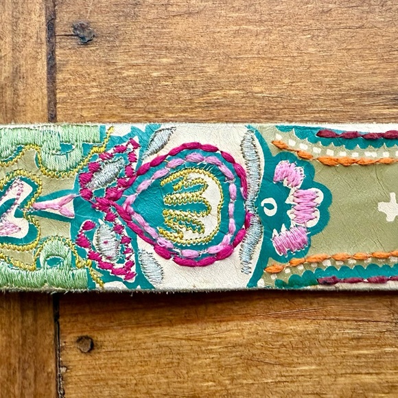 Lucky Brand Embroidered Belt - Picture 2 of 12